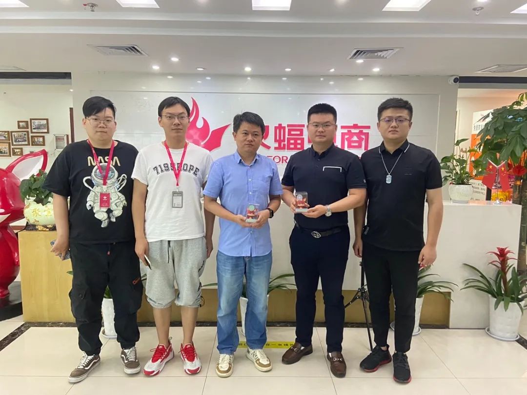 <b>陽光：所有幸運，都是努力埋下的伏筆！</b>